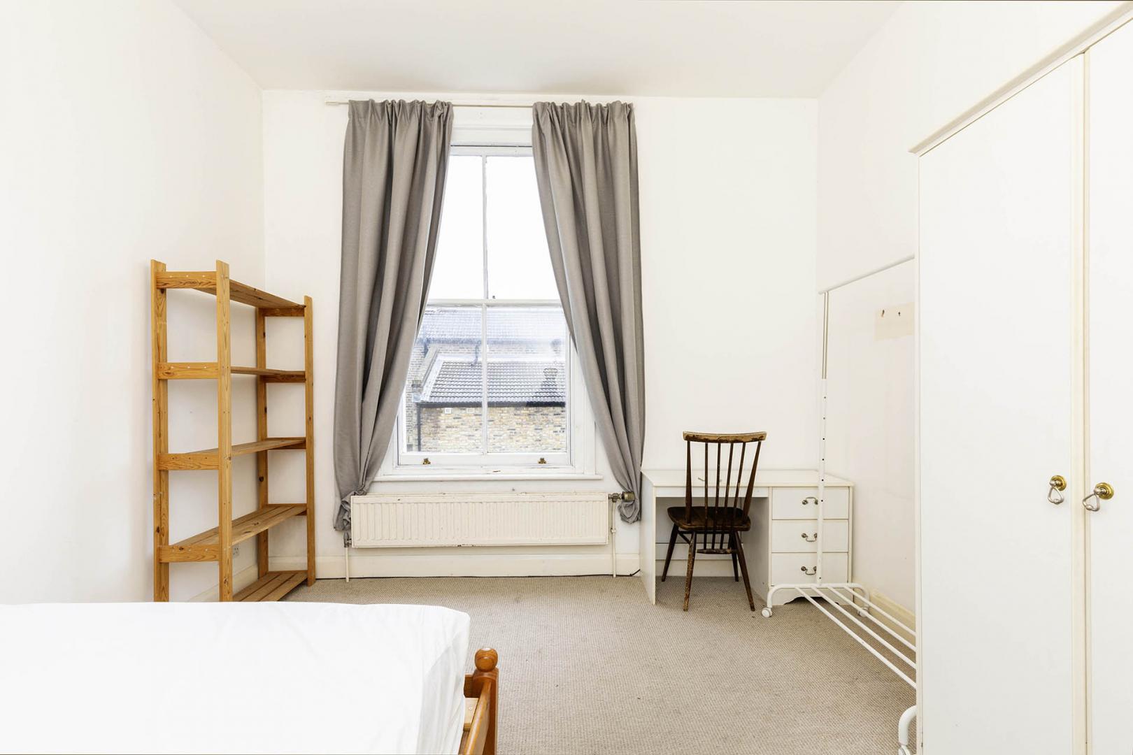 Spacious 3 bedroom property located in Highbury close to Arsenal Station  Drayton Park, Highbury